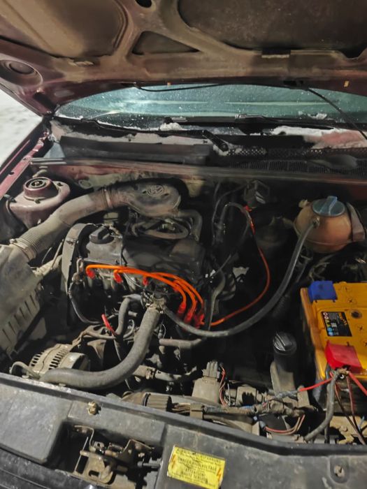 ПРОДАЕТСЯ!машина срочно