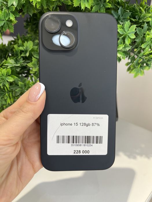 iPhone 15 в идеальном состоянии