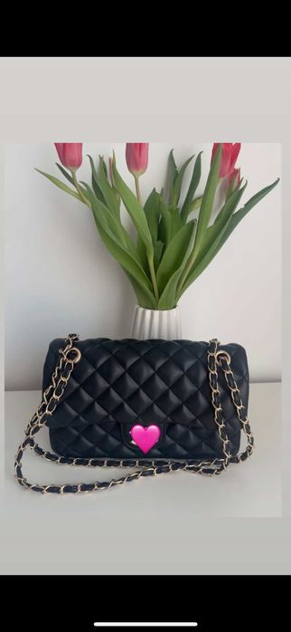 Geanta neagra medie