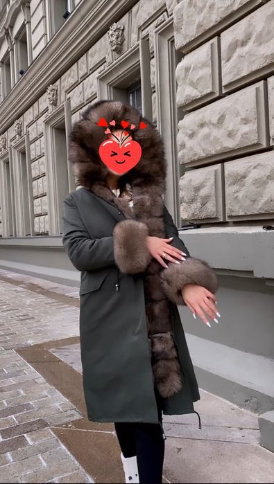 Продам НОВУЮ парку!