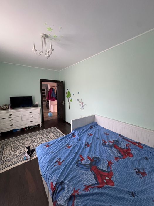 Casa la sol 3 camere Valu lui Traian - partea dreapta