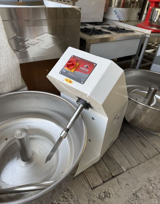 Mishalka .xamir qorgich testo mishalka