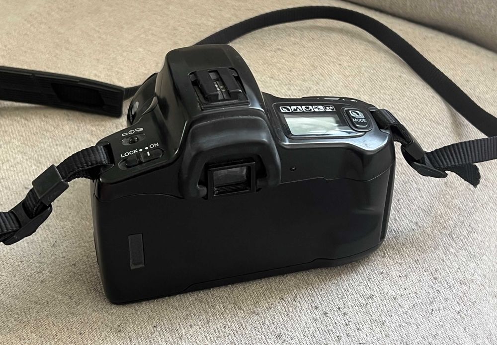 Minolta Dynax 300si + obiectiv AF 35-70mm f3.5-4.5