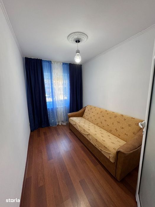 De inchiriat apartament 3 camere decomandat,zona Piata Mare 270€/luna