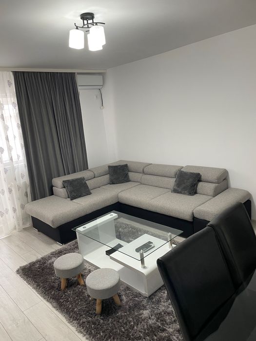 Apartament cu 3 camere de închiriat în Câmpia Turzii