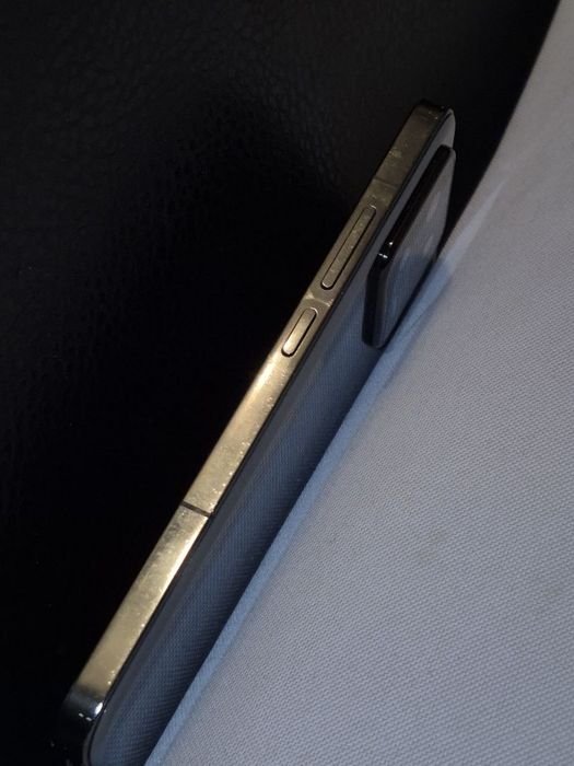 продам xiaomi 13 256/8