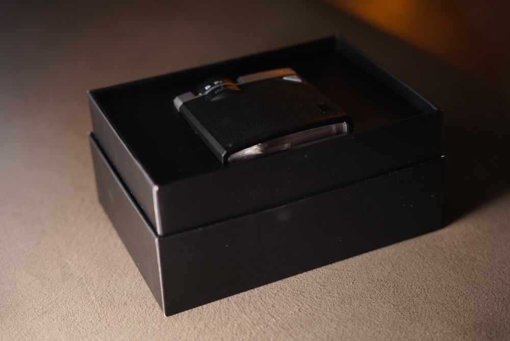 Продаю Godox Lux Junior