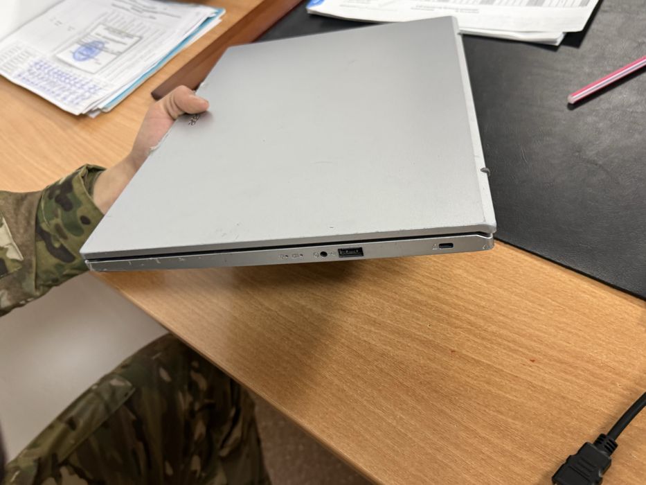 Ноутбук Acer……….