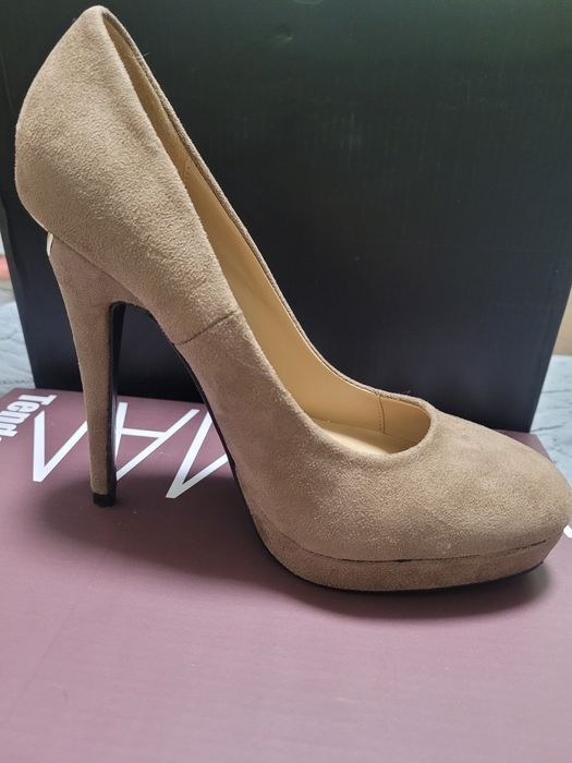 Дамски обувки 38