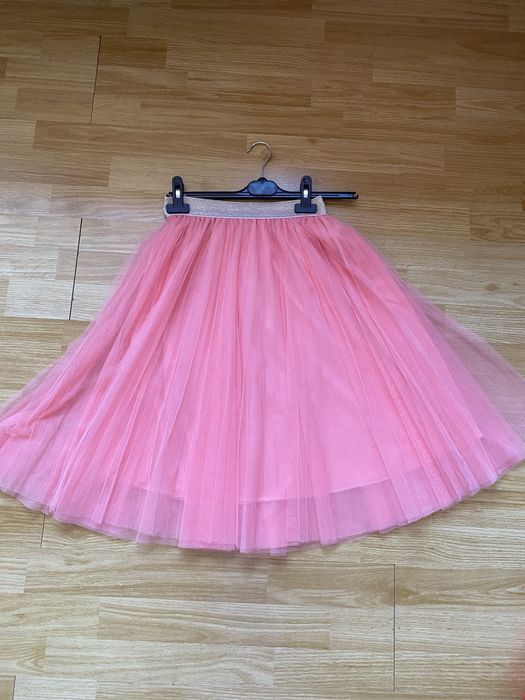 Fusta frumoasa din tulle