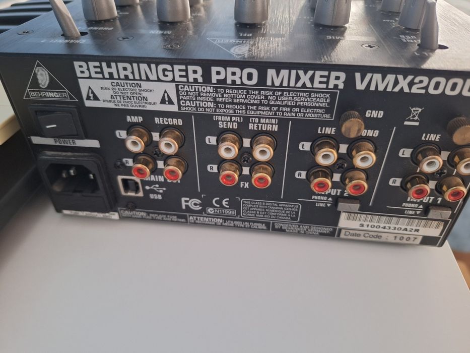 M Audio Midi Keyboard И Berhinger Mixer 2 Channel