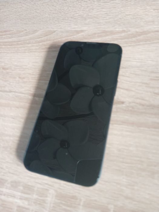 Vand iphone 14 128 gb în garantie!