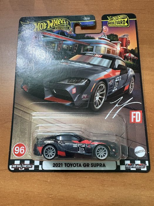 Hot Wheels Premium 2021 Toyota Gr Supra