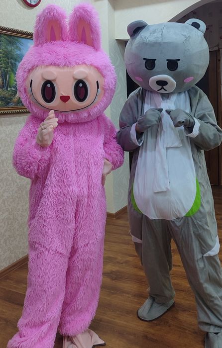 Аниматоры: 2 Медвежонка и Лабубу