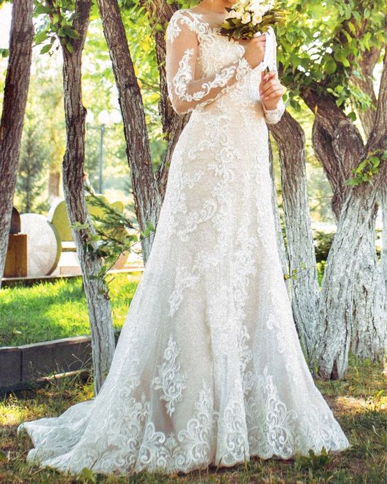 Свадебное платье