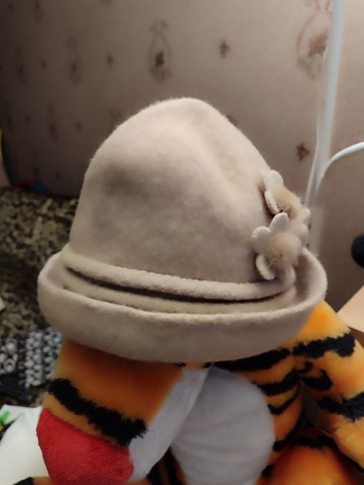 Новые шляпки 100% шерсть