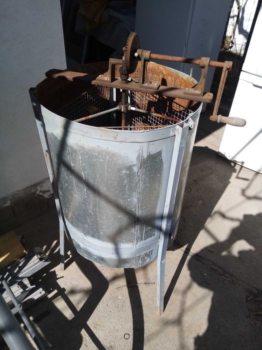 Ръчна центрофуги за мед