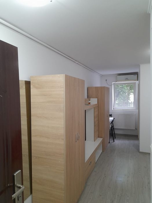 Garsoniera de inchiriat,zona sud,Ploiesti,langa Liceul Spiru Haret