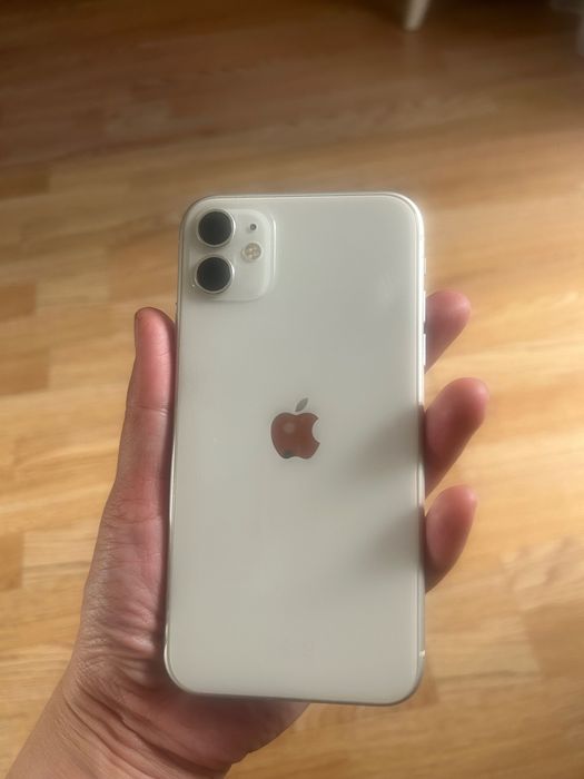 Продам iPhone 11
