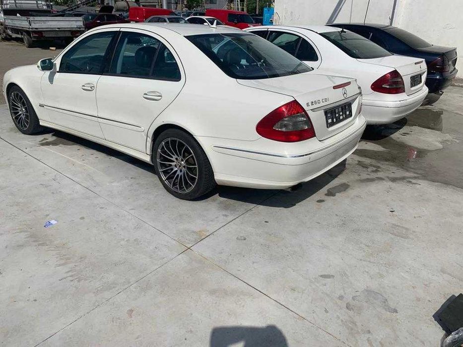 Dezmembrez mercedes e class w211 facelift/e class 320 cdi 4 matic/