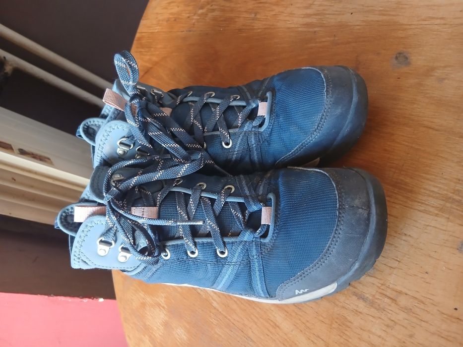 Туристически обувки quechua 40