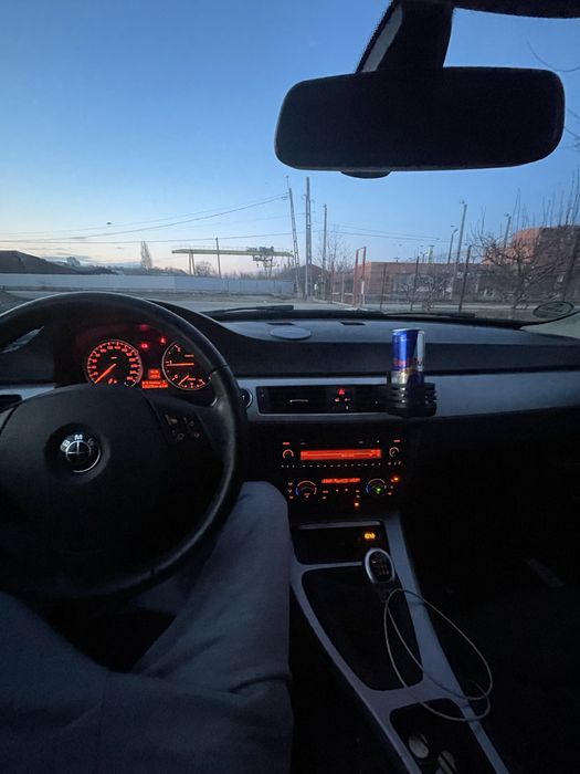 BMW e91 2012 facelift