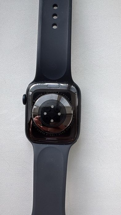 Apple watch series 8