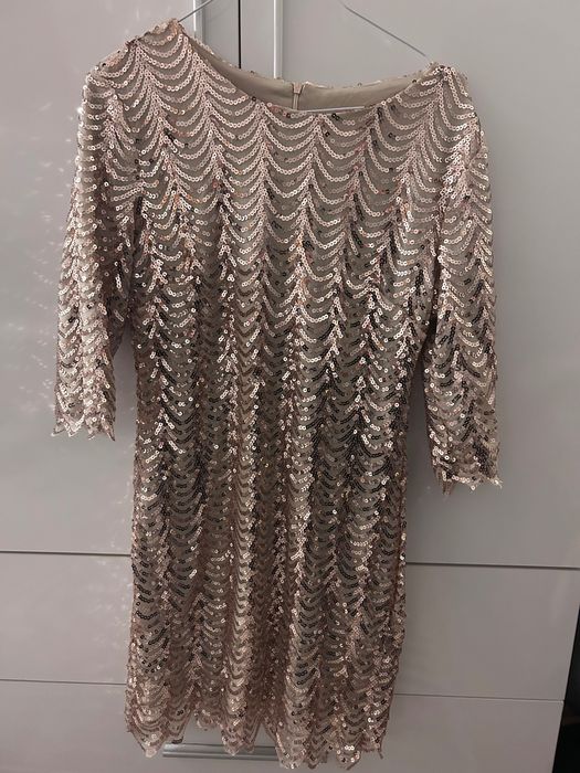 Официална рокля с пайети