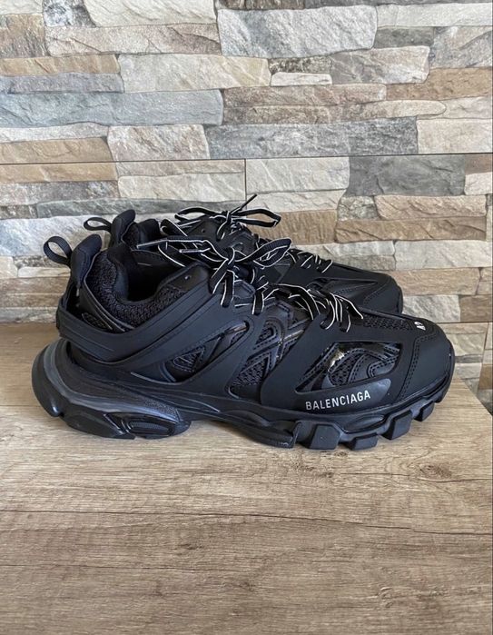 Balenciaga Track led