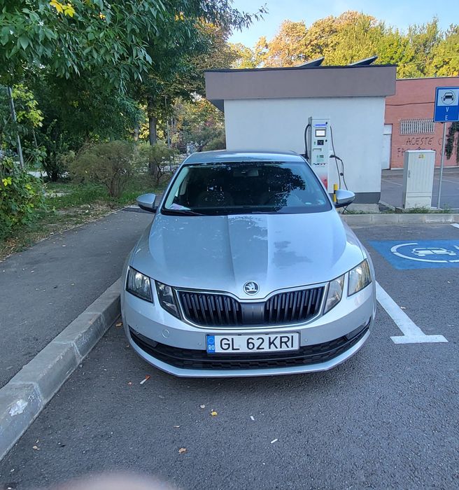 SKODA Octavia 2017 — imagine 3