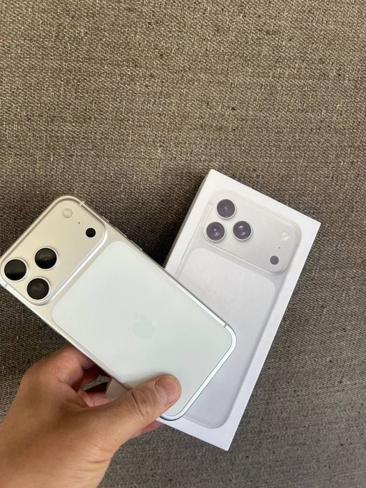 Iphone 17 pro max sotiladi dubay variant