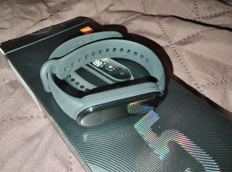Смарт гривна Xiaomi Mi band 5