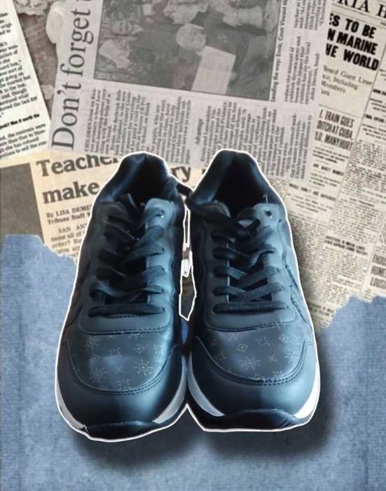 Женские качественные кроссовки