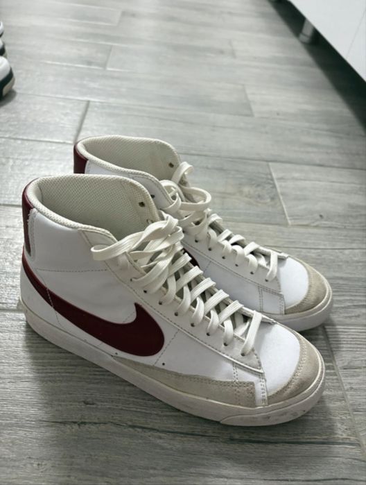Adidasi Nike marimea 40