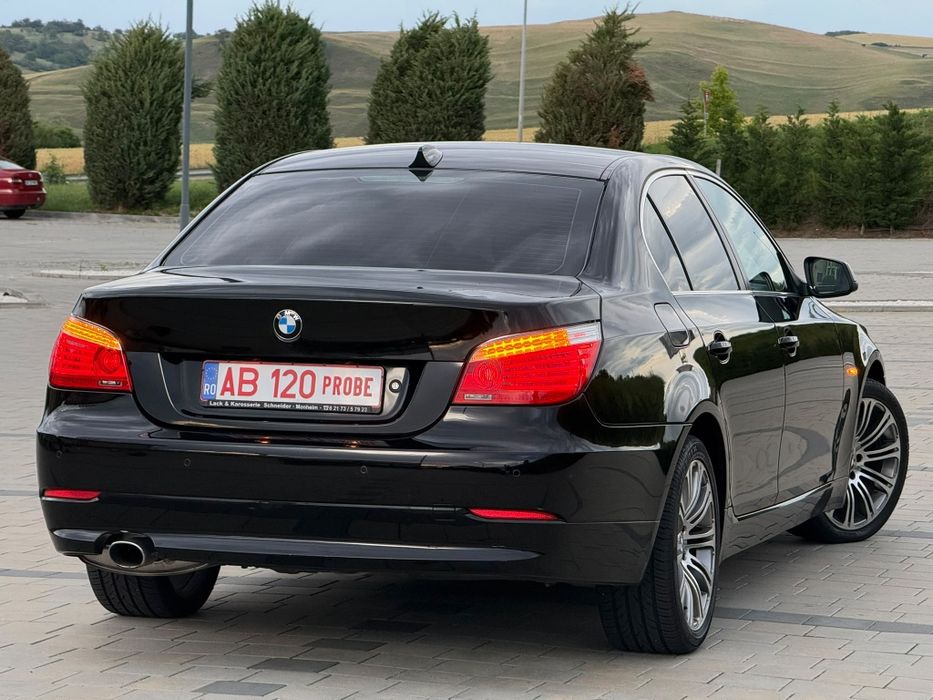 BMW 5 Series 2009 — imagine 4