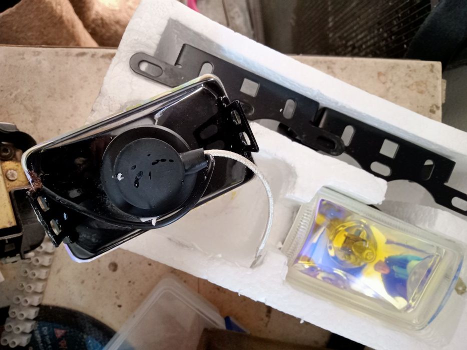 Продается на Фольксваген Венто. Подойдёт на гольф.