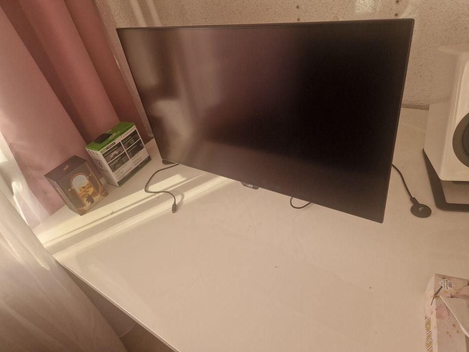 Monitor Asus PG27AQDM 240hz OLED