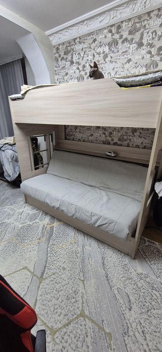 Продам двухъярусная кровать