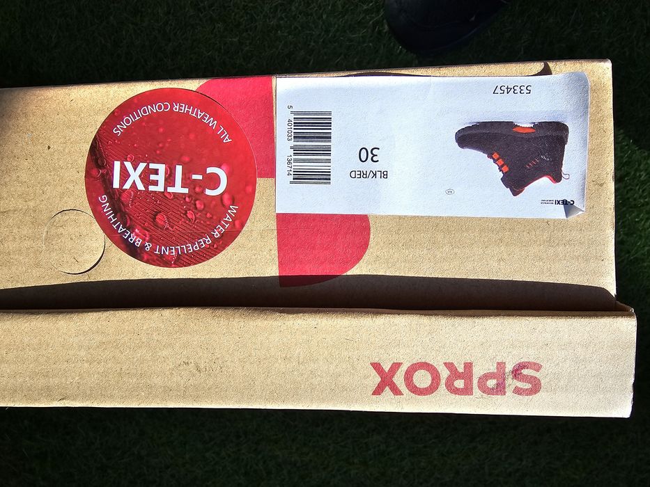 Боти за деца! 10 лв.