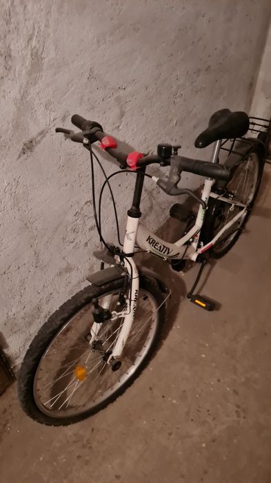 Vând bicicleta unisex