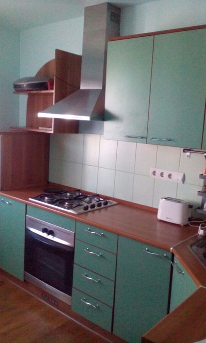Închiriez apartament 3 camere Oradea Nufarul