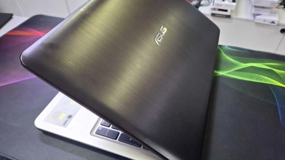 Asus Core I7-7 В Отличном состоянии