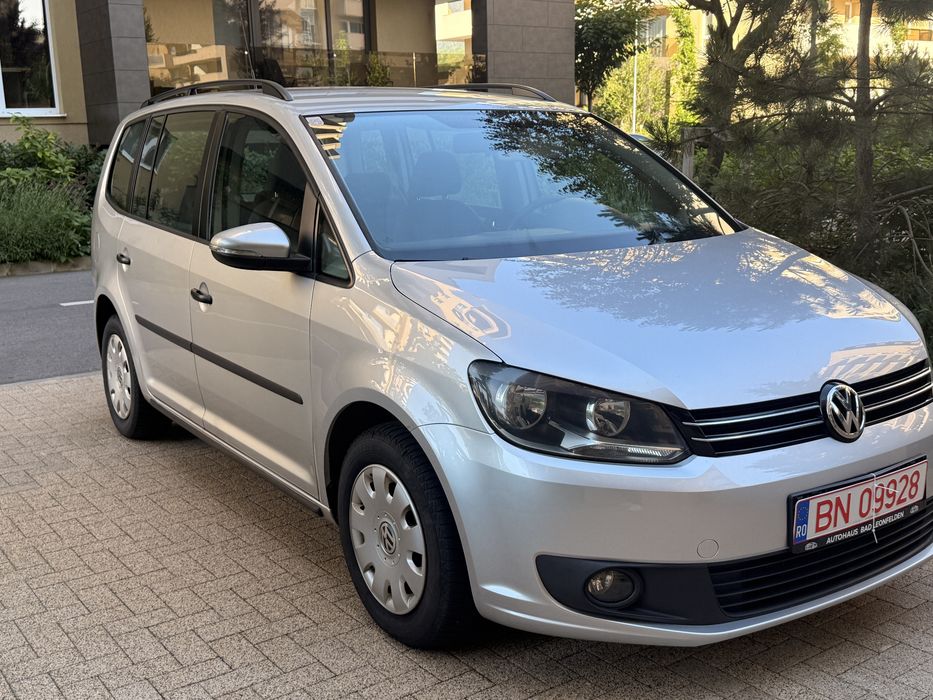 VW  touran 2012 AUTOMAT