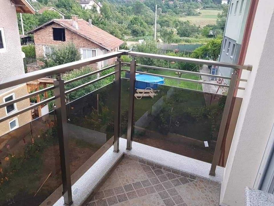 Алуминиеви парапети здрави като металните!