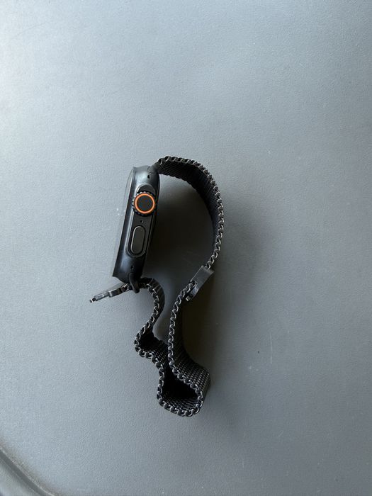 Apple Watch Ultra 2 Titanium 49mm