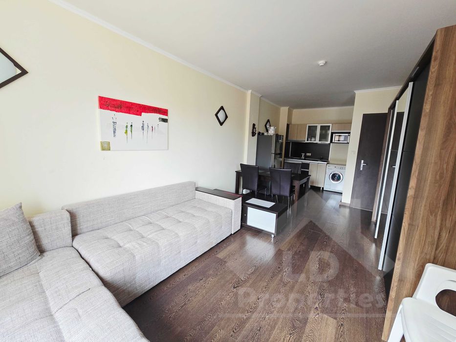 Двустаен апартамент на 100м от морето, Златни пясъци