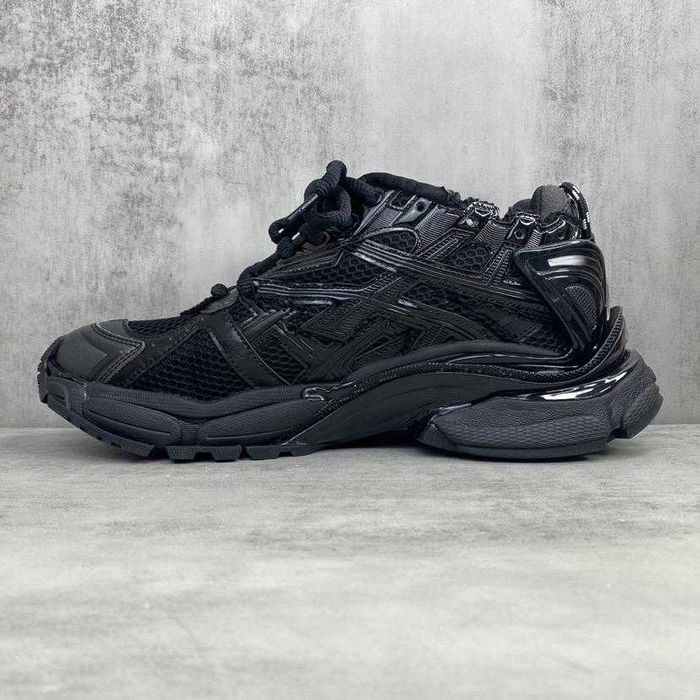 Balenciaga Runner