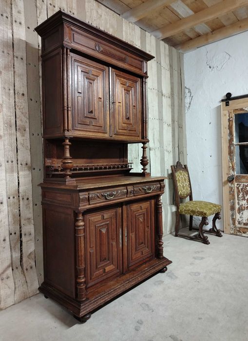 Credent /Bufet vechi din lemn masiv de stejar /Dulap/Vitrina