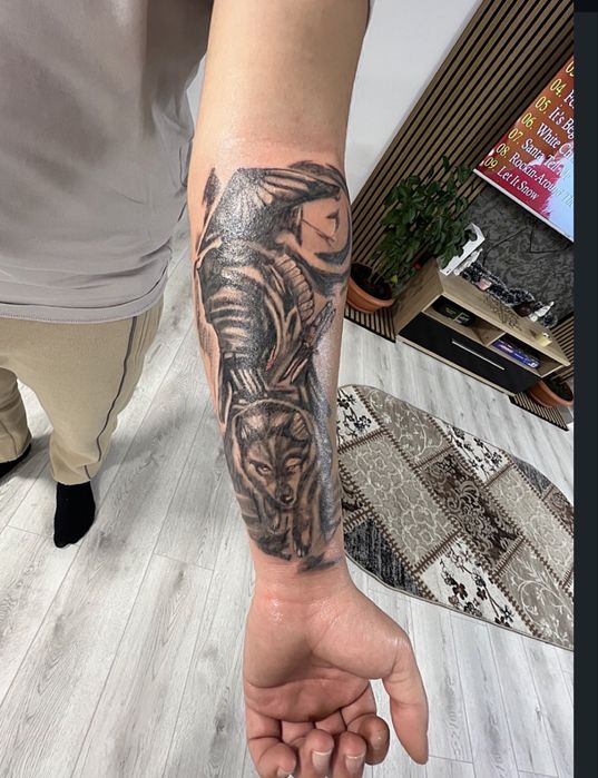 Realizez Tatuaje Permanente.