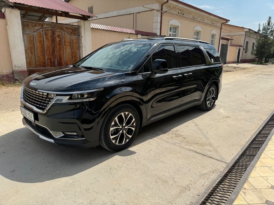 Киа карнивал престиж 11 место